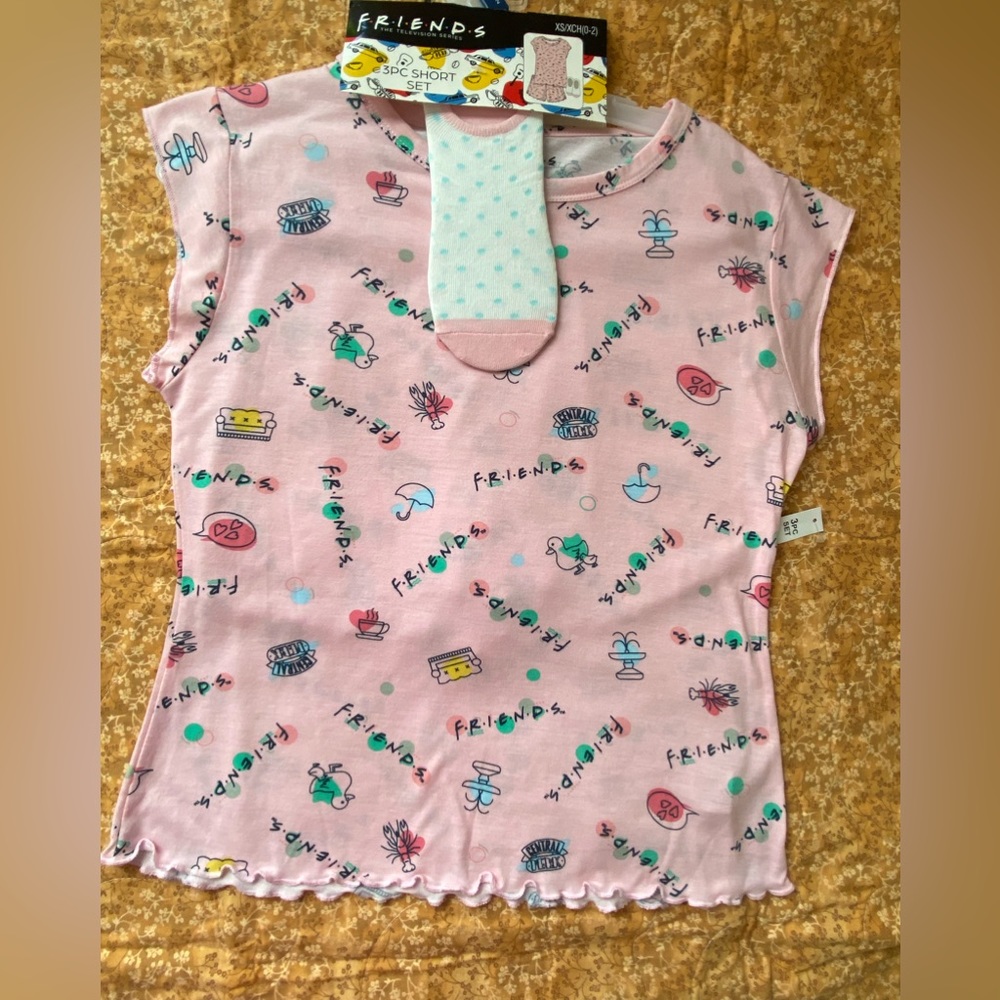 Our Beloved “FRIENDS” SHORTY SET